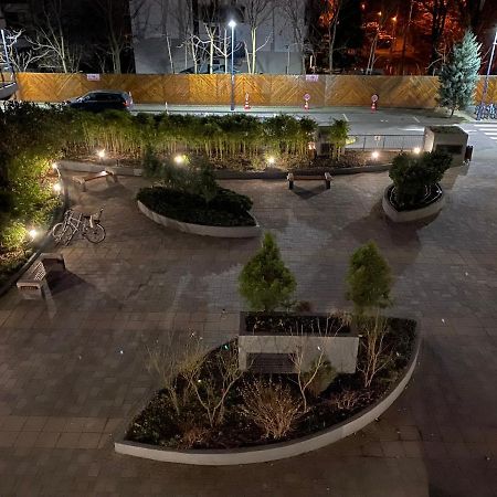 Green Apartment 214 With Private Parking Boekarest Buitenkant foto