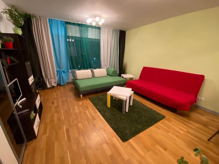 Green Apartment 214 With Private Parking Boekarest Buitenkant foto